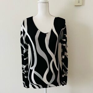 Chic Black and White Long Sleeve Women's Top